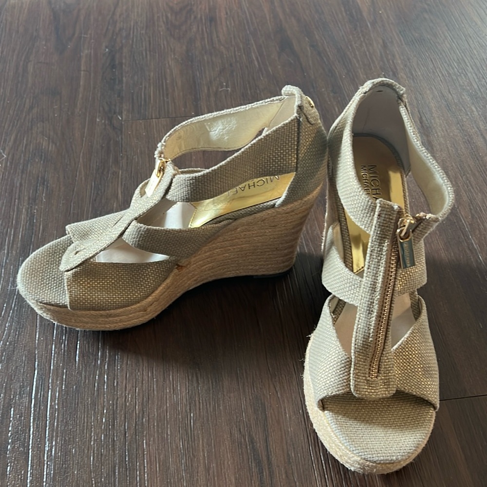 Michael Kors Wedges - Picture 4 of 8